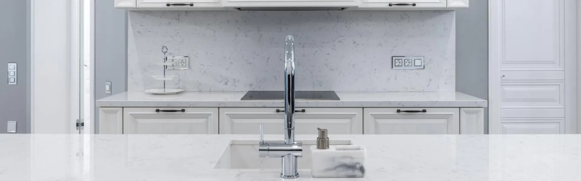 How To Choose The Right Kitchen Faucet For Your Home